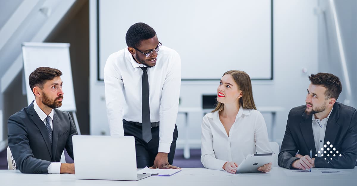Strategische Neuausrichtung von Unternehmen mit professioneller Unternehmensberatung