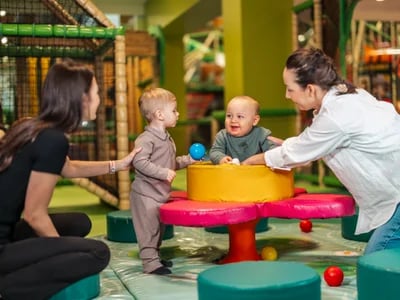 Spiel und Spaß kombinieren mit Bewegungsspiele mit Kindern