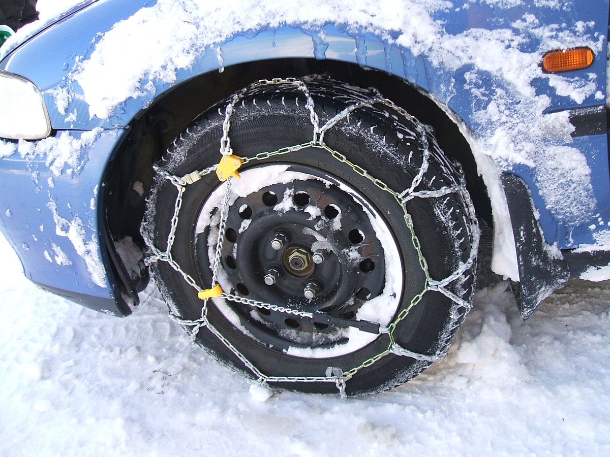 Schneeketten bei Schneeketten4u: Wie Sie sicher durch den Winter kommen
