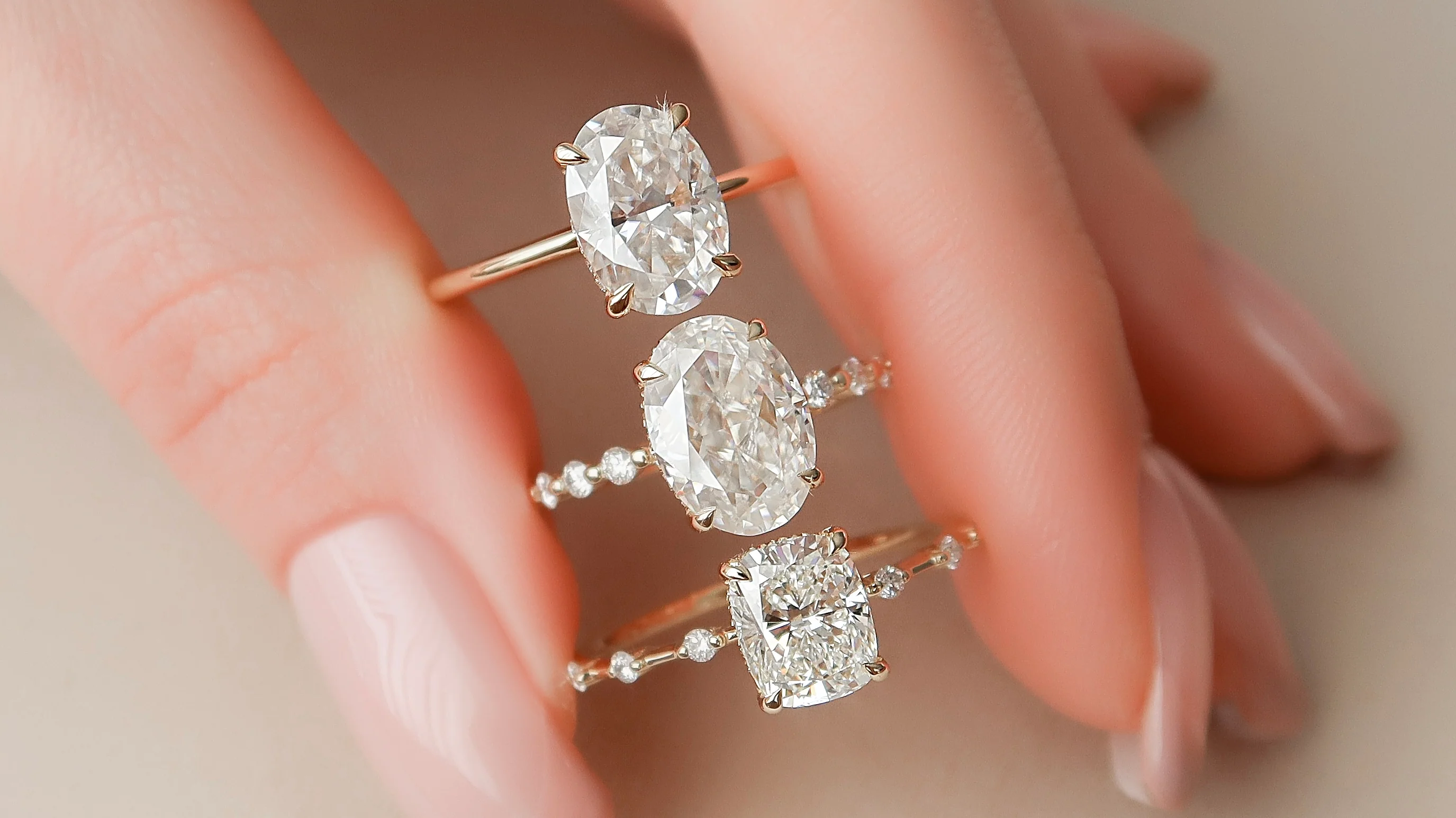 Der Unterschied zwischen Moissanit und Diamant