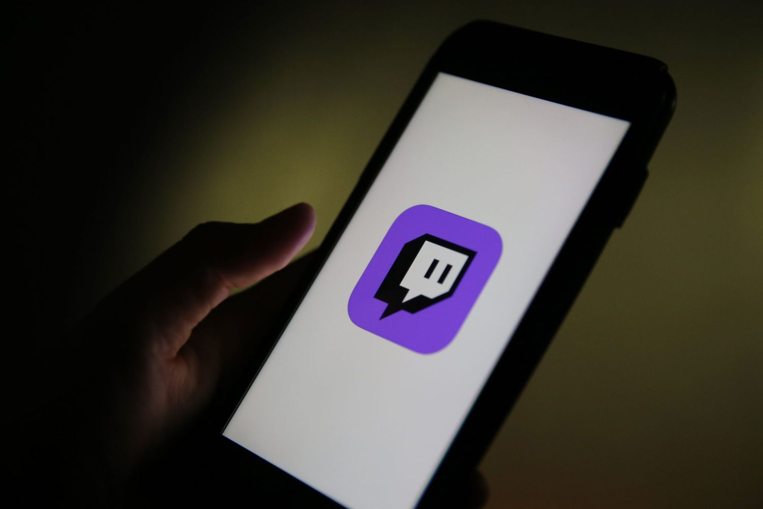 Twitch Follower kaufen PayPal – Sofortiger Start, 90 Tage Geld-Zurück-Garantie und Top-Service in Deutschland