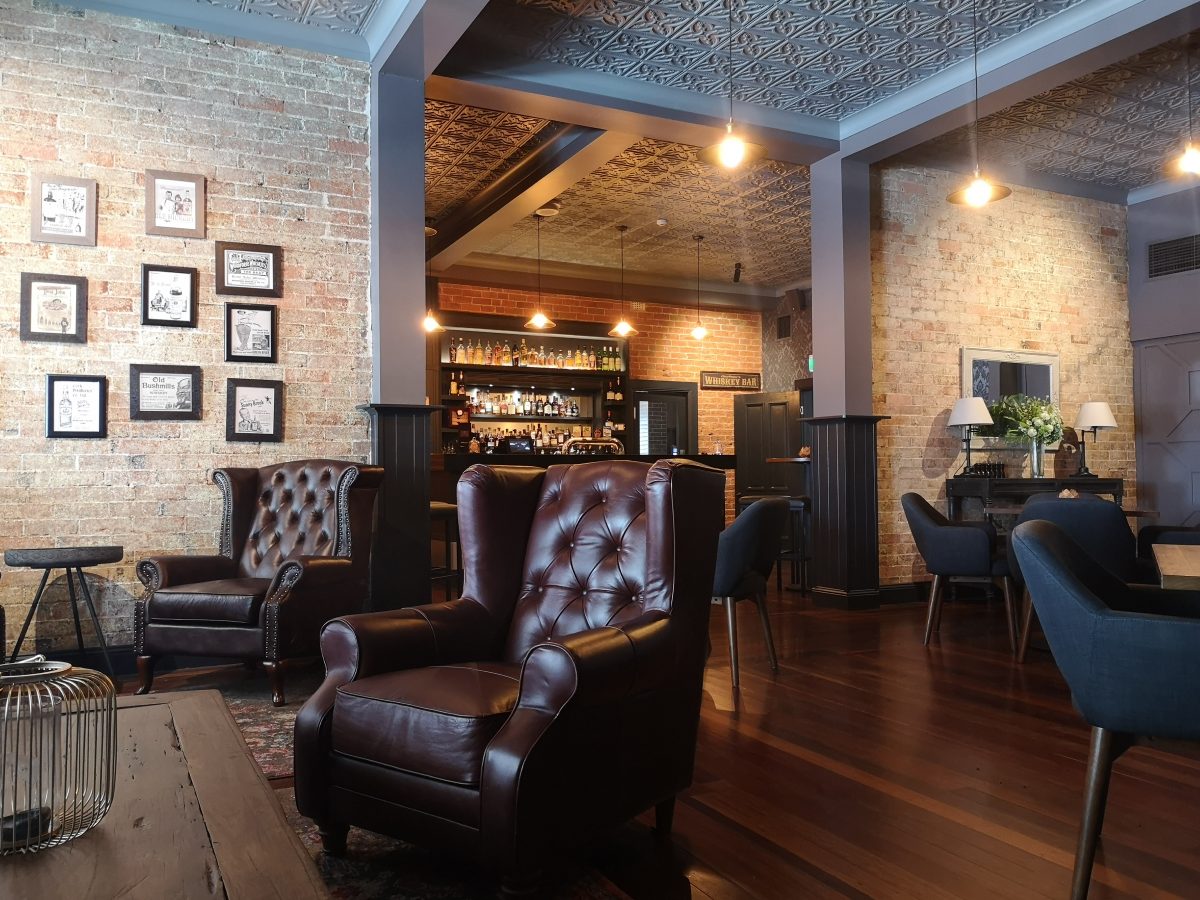 Individuelle Bar Mieten: Die perfekte Ausstattung für Messen und Partys