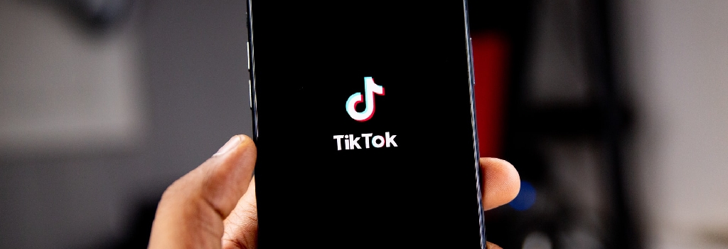 TikTok Likes kaufen: So machst du deine Videos beliebter
