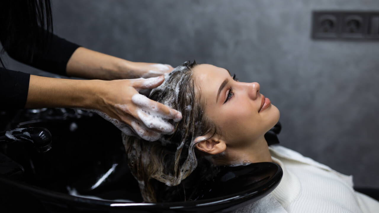 Luxus pur mit einem Friseur Waschbecken mit Massage