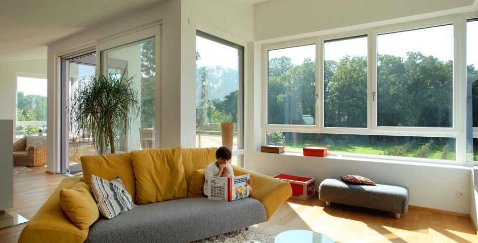 Günstige Fenster: So wählen Sie die richtige Farbe