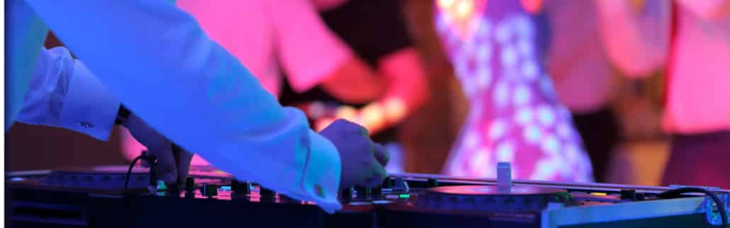 Spinning Stories: Das Leben eines Hochzeits-DJs